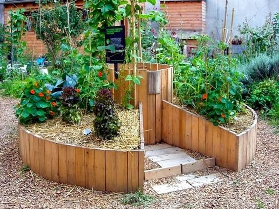 Dedicated gardening space with a central composting compartment.