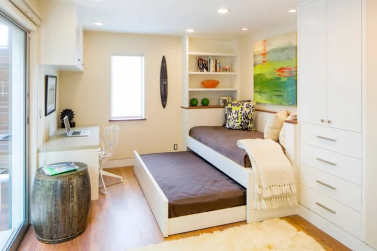 A modern, multi-layerd layout.