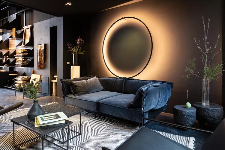 Wall light.