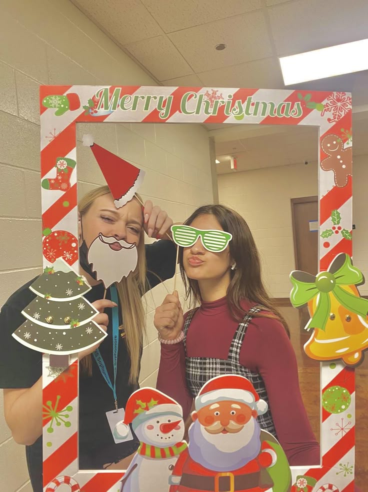 PhotoBooth Family Christmas Party Ideas