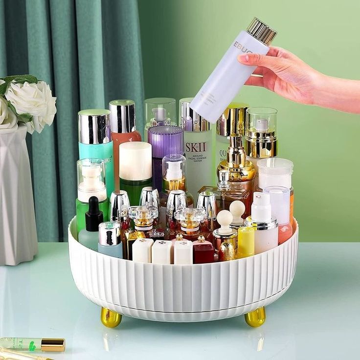 Lazy Susan Perfume Storage