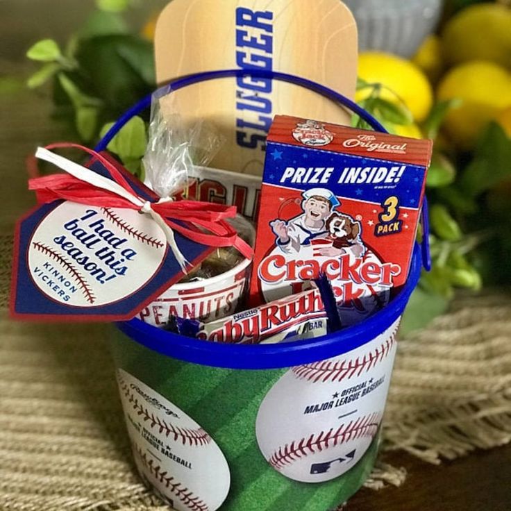 DIY Baseball Party Favor Bags