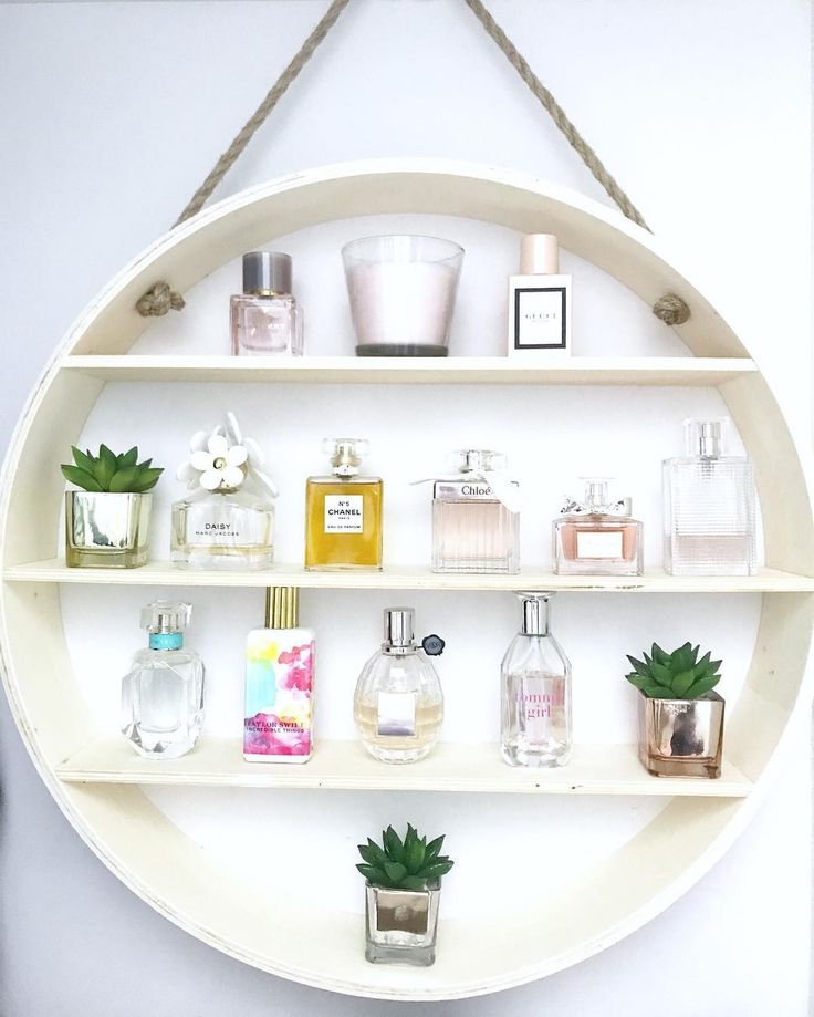 Wooden Perfume Rack Display
