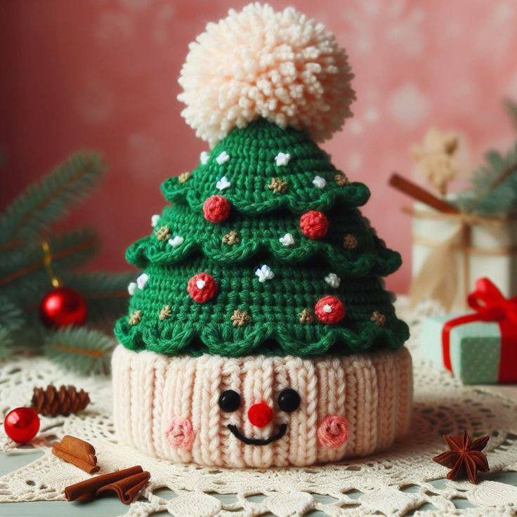 Crocheted Xmas Tree Hats