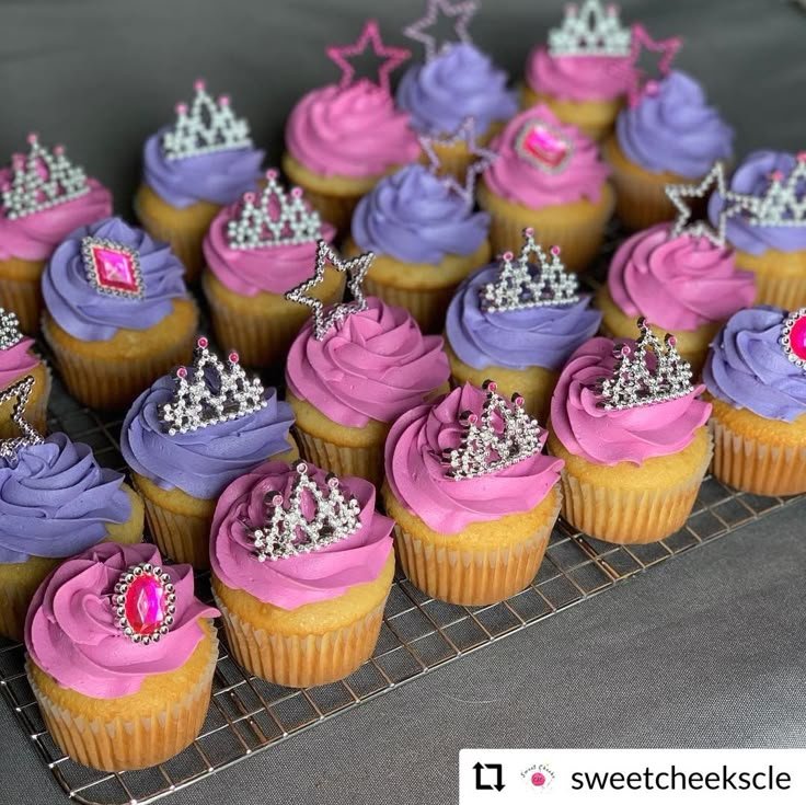 Edible Pearl Cake Decor