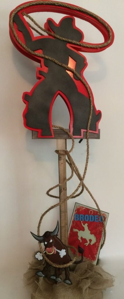 Rope Lasso Centerpiece Craft